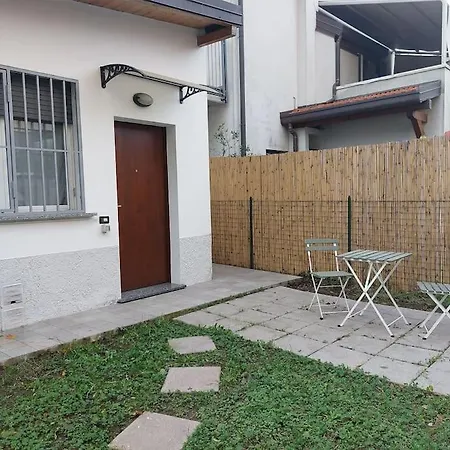 Holiday home Smile Home! Graziosa Casa Con Parcheggio E Giardino Bovisio Masciago