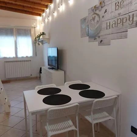 Smile Home! Graziosa Casa Con Parcheggio E Giardino Bovisio Masciago